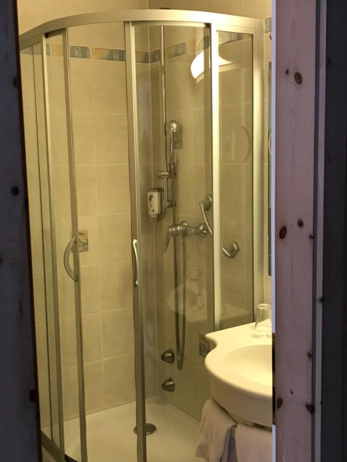 Hotel Klarer Zuoz Exteriér fotografie