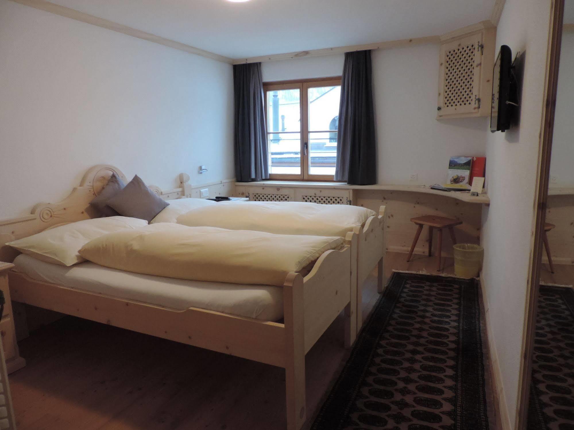 Hotel Klarer Zuoz Exteriér fotografie